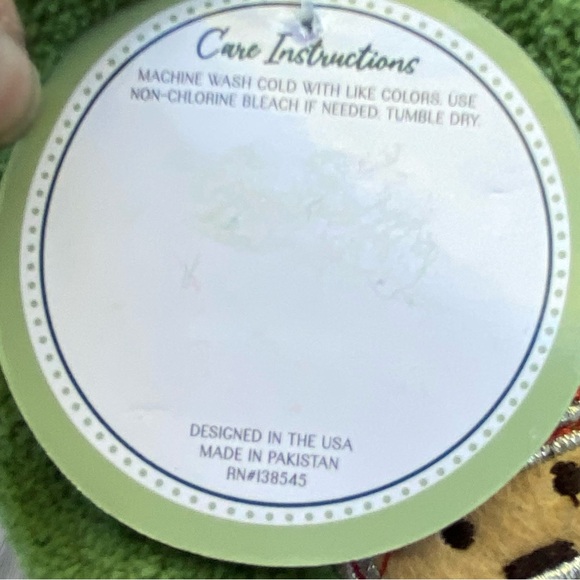 Fingertip Towels Set 2 Cotton Unbranded 12x18 Embroidered FOOTBALL Game Dog New - Picture 6 of 6